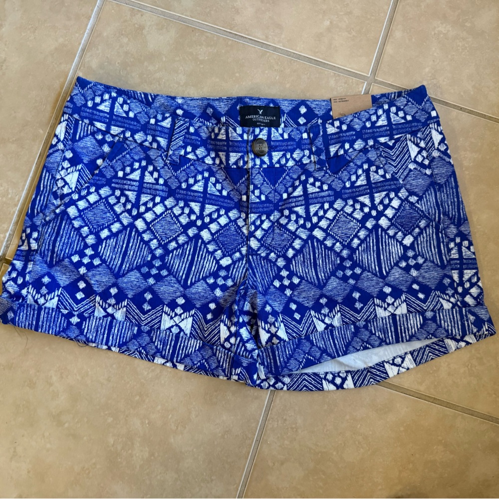 American Eagle Royal Blue Patterned Shorts Midi Size 10 NWT